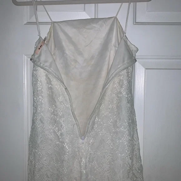 White Lace Dress - Picture 6 of 8
